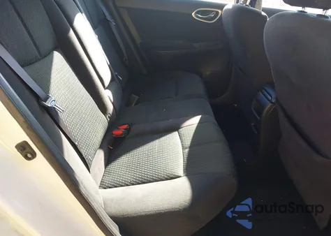 2015 Nissan Sentra Sr z USA, uszkodzony, nr VIN 3N1AB7AP8FY322115